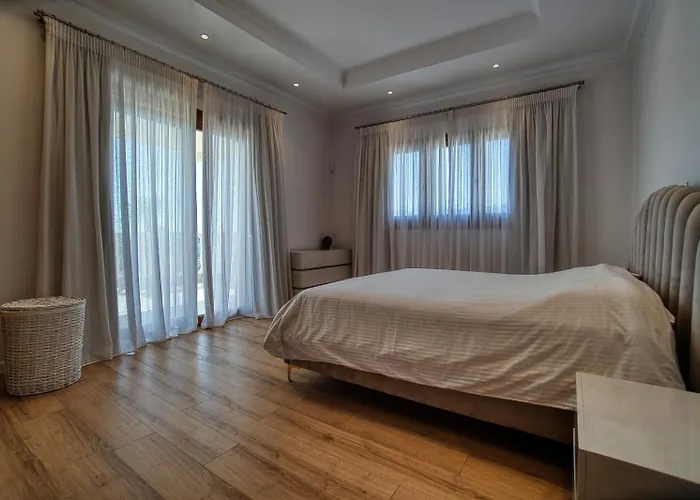 Cyprus Sunbay Retreat * Agia Napa