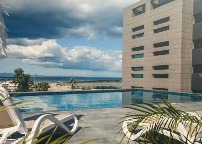 Cyprus Sunbay Retreat